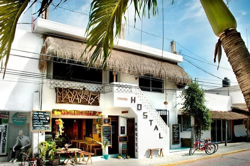 Hostel Mayayoga Tulum 2*,