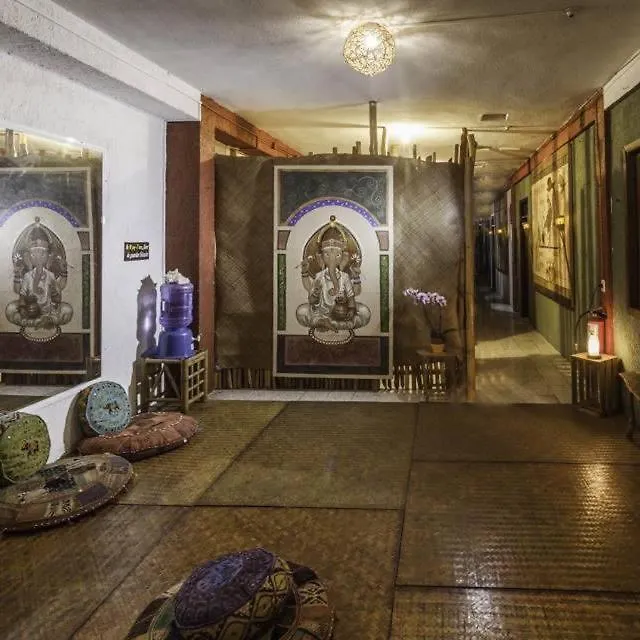 Hostel Mayayoga Tulum 2*,
