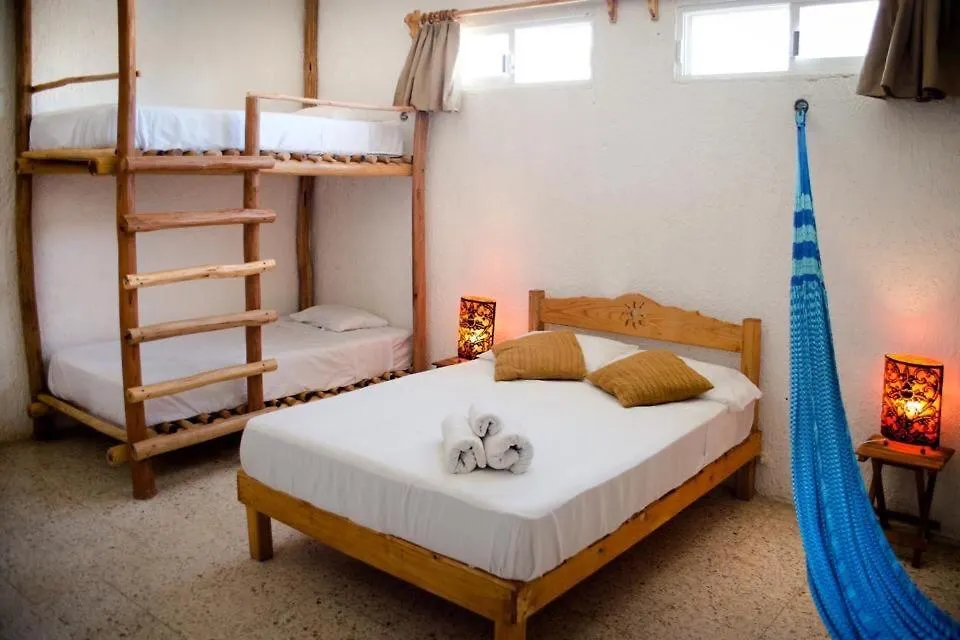 Hostel Mayayoga Tulum